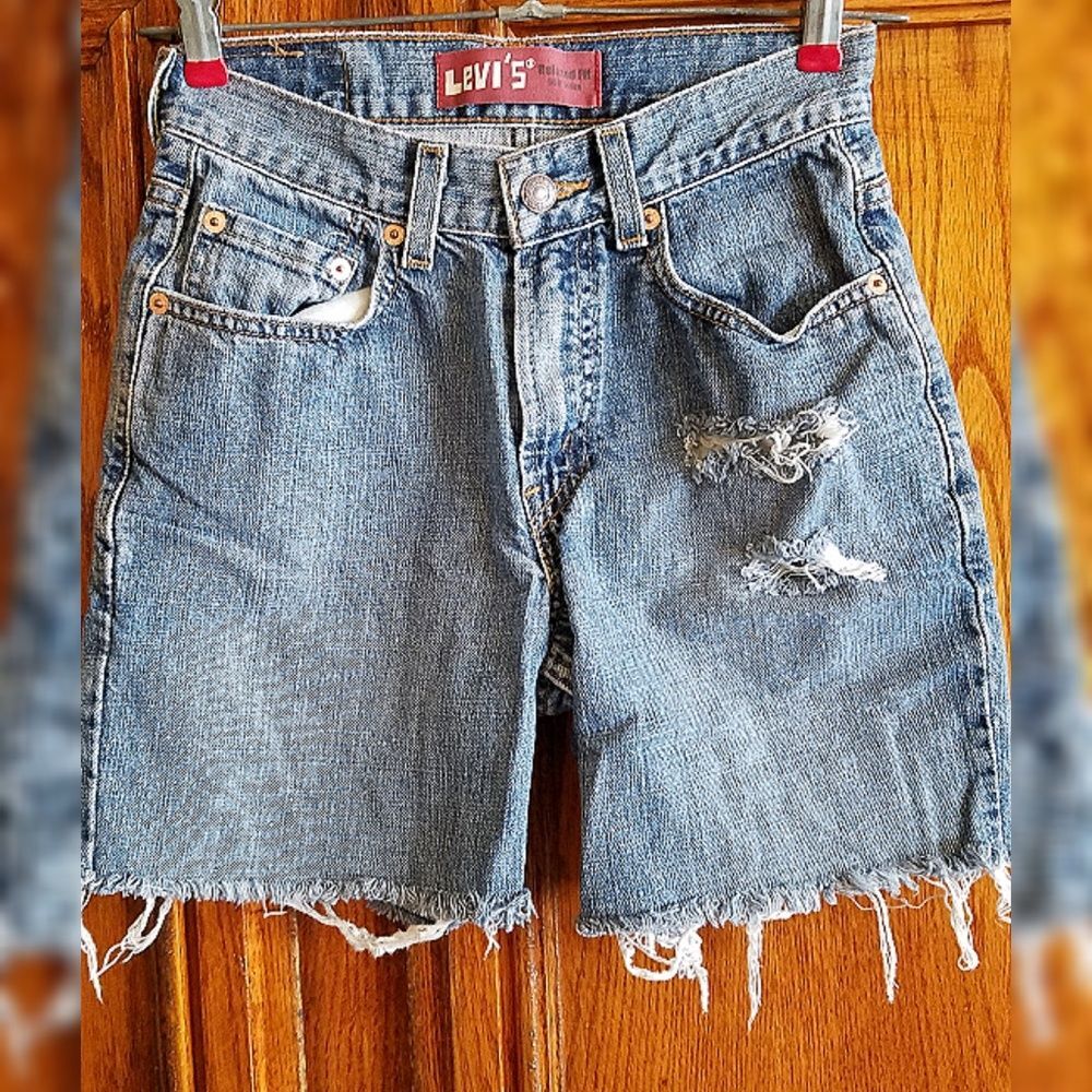 Levi's 550 denim ripped shorts